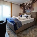 فندق Sofia 3*
