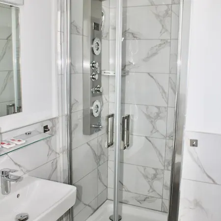 Sofia Hotel 3*